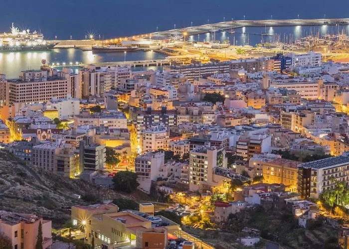 New Vip Piscina Y Gimnasio * Santa Cruz de Tenerife